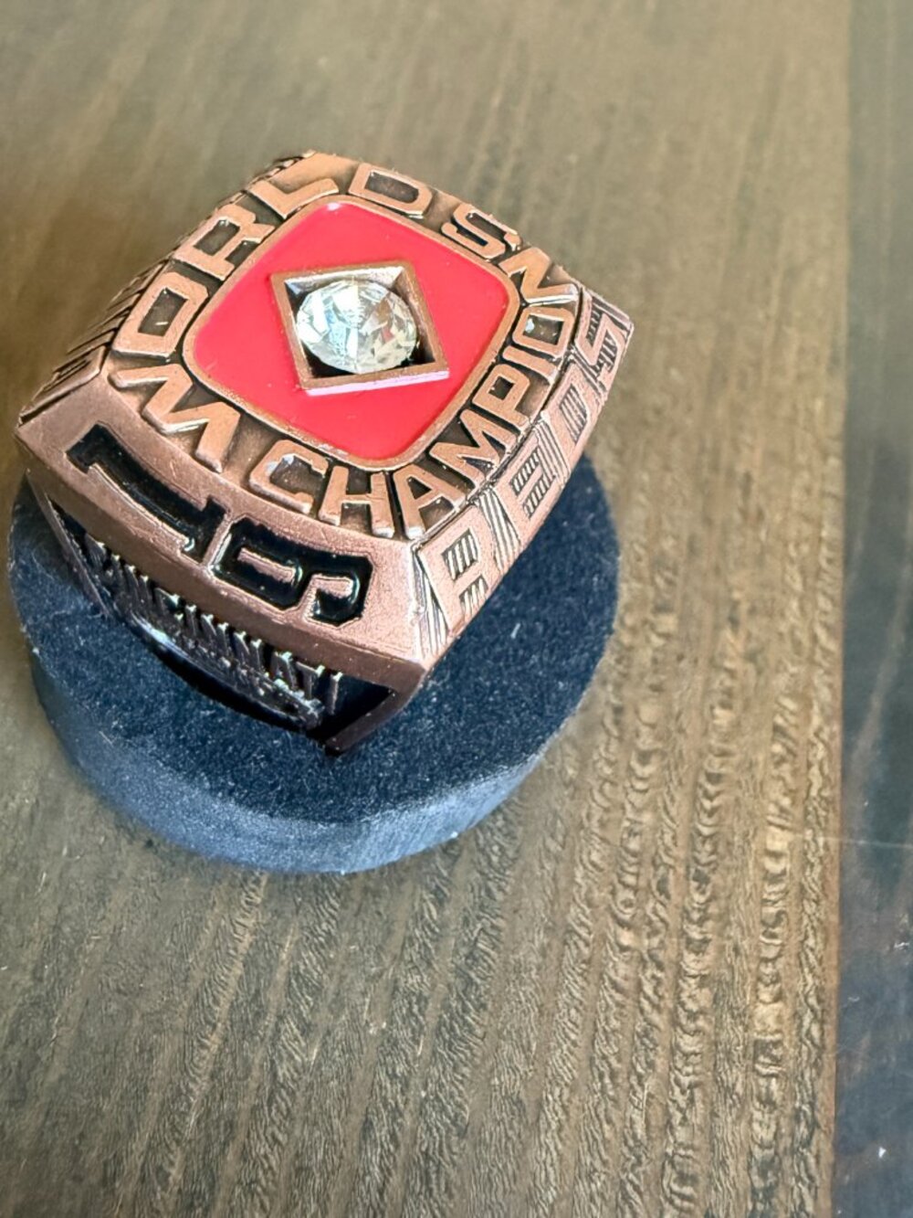 Cincinnati Reds 1975 World Champions Replica Ring The Big Reds Machine
